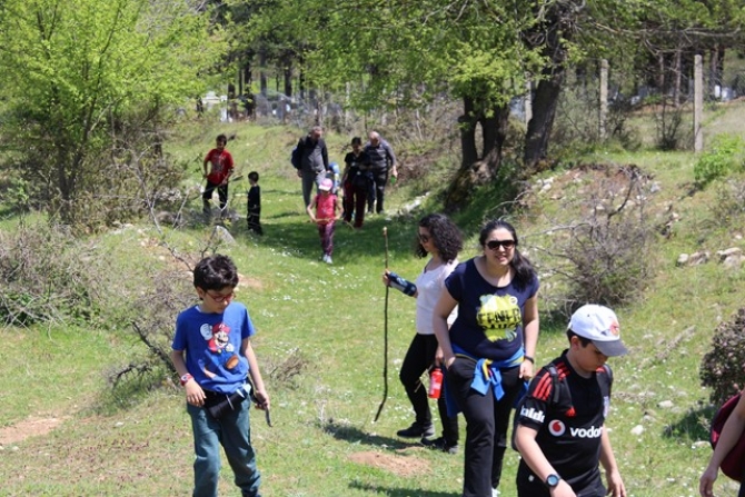 Meşe palamudu Kurşunlu Köyü Çocuk kampı - 13-14 Haziran 2015